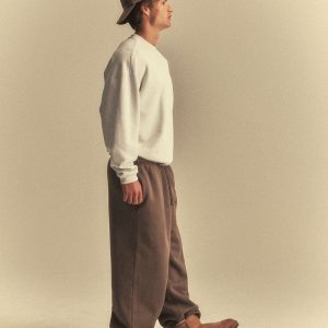 CLASSIC CORE CREWNECK