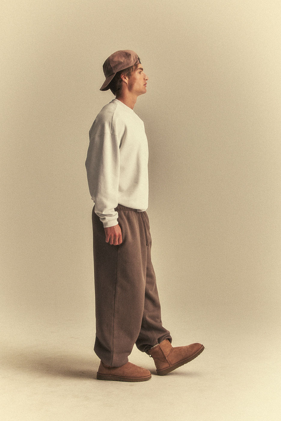 CLASSIC CORE CREWNECK