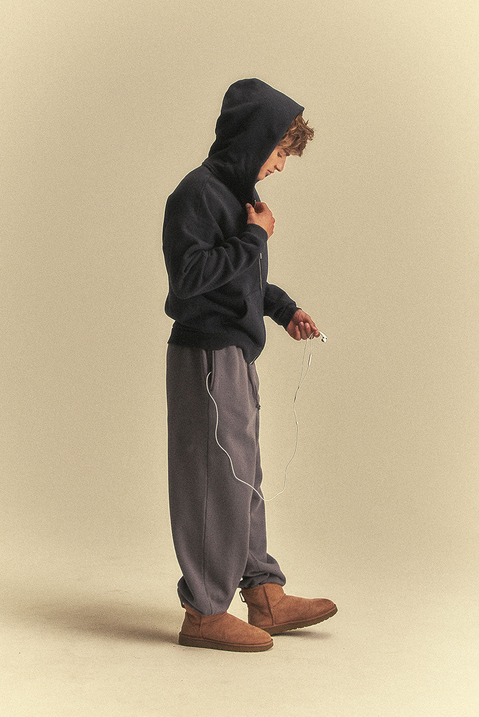 CORE ZIP HOODIE - Image 4