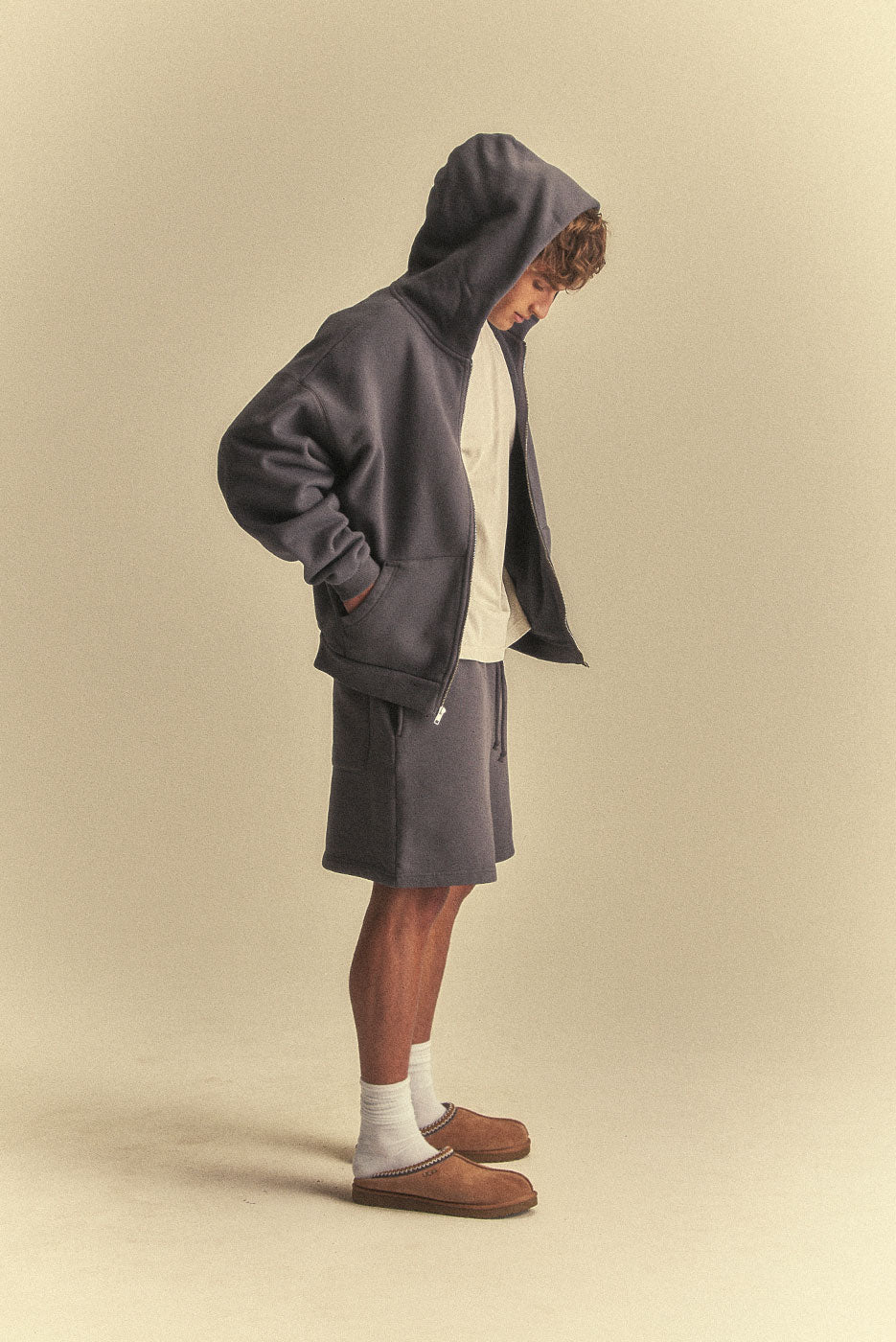 CORE ZIP HOODIE