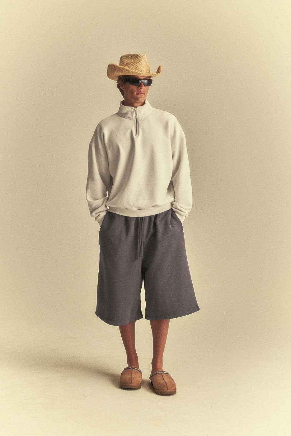 BIG CORE SWEATSHORT - Image 2