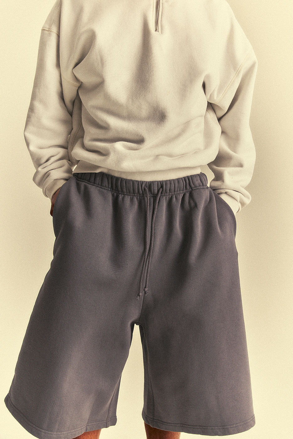 BIG CORE SWEATSHORT - Image 4