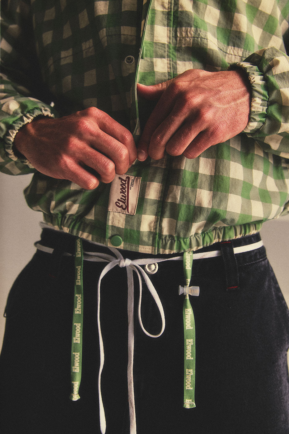 OFF GRID WINDBREAKER - Image 5