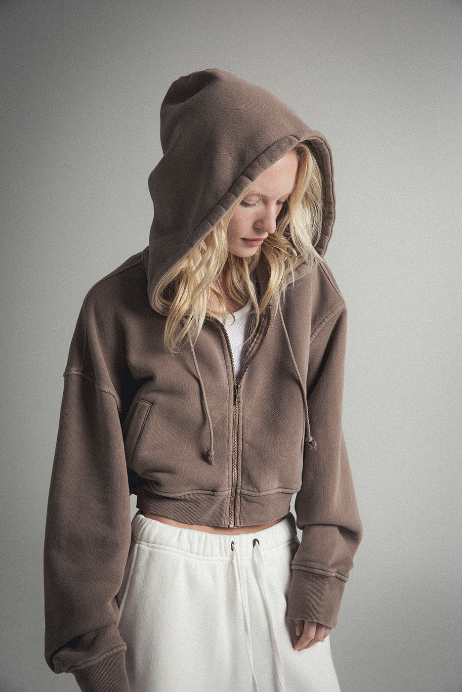 BABYDOLL CROP ZIP HOODIE - Image 3