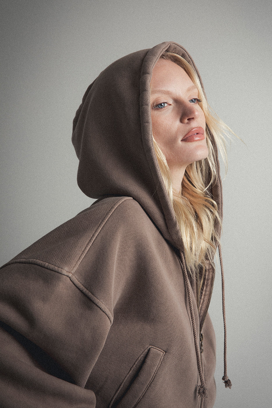 BABYDOLL CROP ZIP HOODIE - Image 5